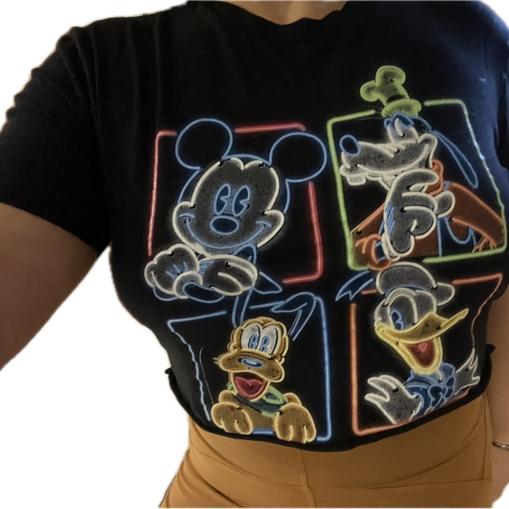 DISNEY LAND Crop Top GLOW IN THE DARK Graphic T-Shirt Mickey Mouse Donald Duck